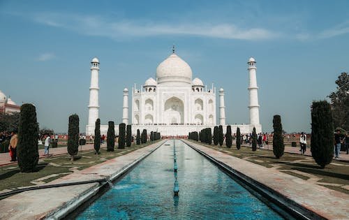 pexels-maahid-photos-3881104 (1)